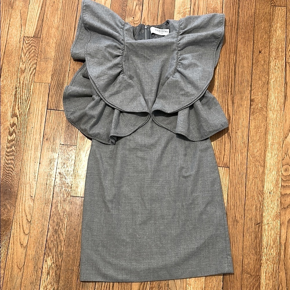 Valentino SPA Virgin wool cashmere blend Gray Ruffled sleveeless mini midi Dress